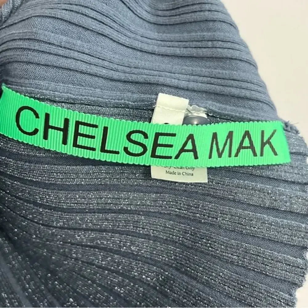 Chelsea Mak Blue Ribbed Button Cropped‎ Cardigan - Small - Picture 4 of 6